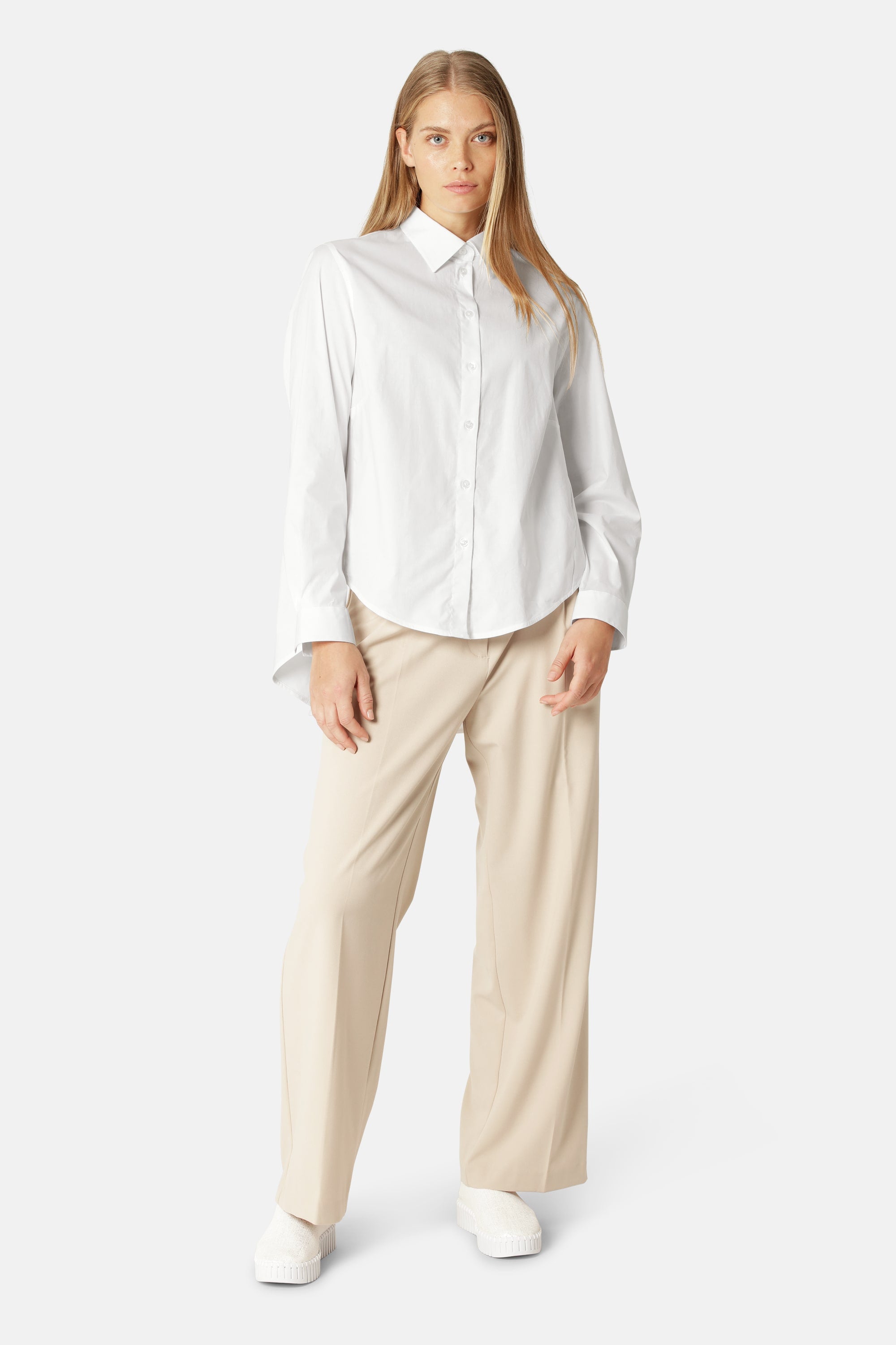 Skjorte Med Fall Bak - White
